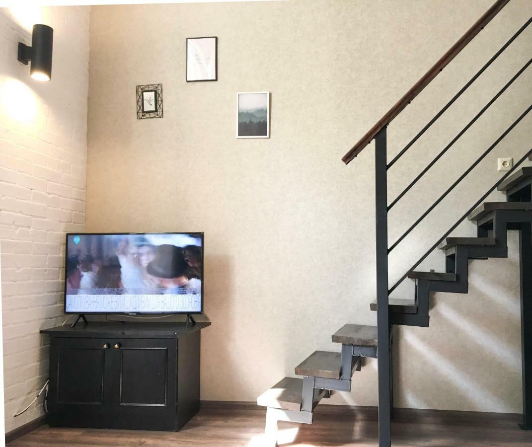 Двухуровневые Апартаменты С Балконом На Греческой Odesa Exterior photo